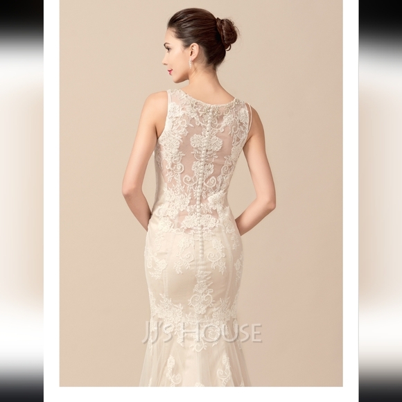 JJs House Cream Sheath Wedding Gown Sleeveless V-Neck - Picture 5 of 7